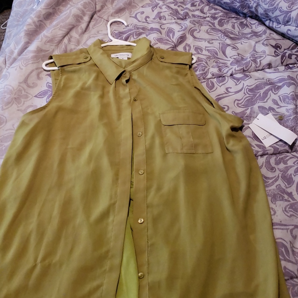 Green blouse